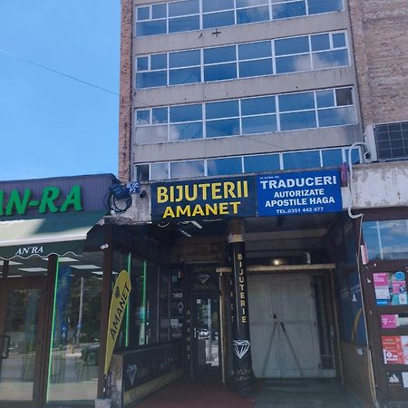 Apartament Garsoniera P2 Krajowa Zewnętrze zdjęcie